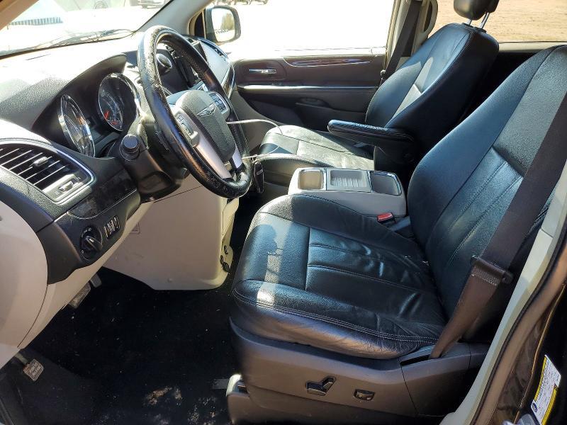 2015 CHRYSLER TOWN & COUNTRY LX — Фото 7 из 13