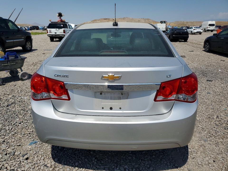 2019 CHEVROLET CRUZE LT — Фото 6 из 12