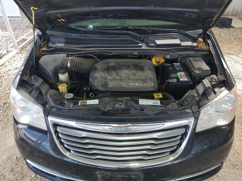 2015 CHRYSLER TOWN & COUNTRY TOURING — Фото 12 из 13