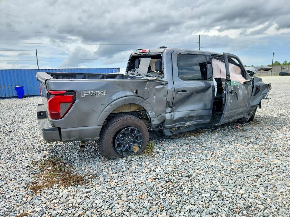 2025 FORD F150 XLT — Фото 3 из 13