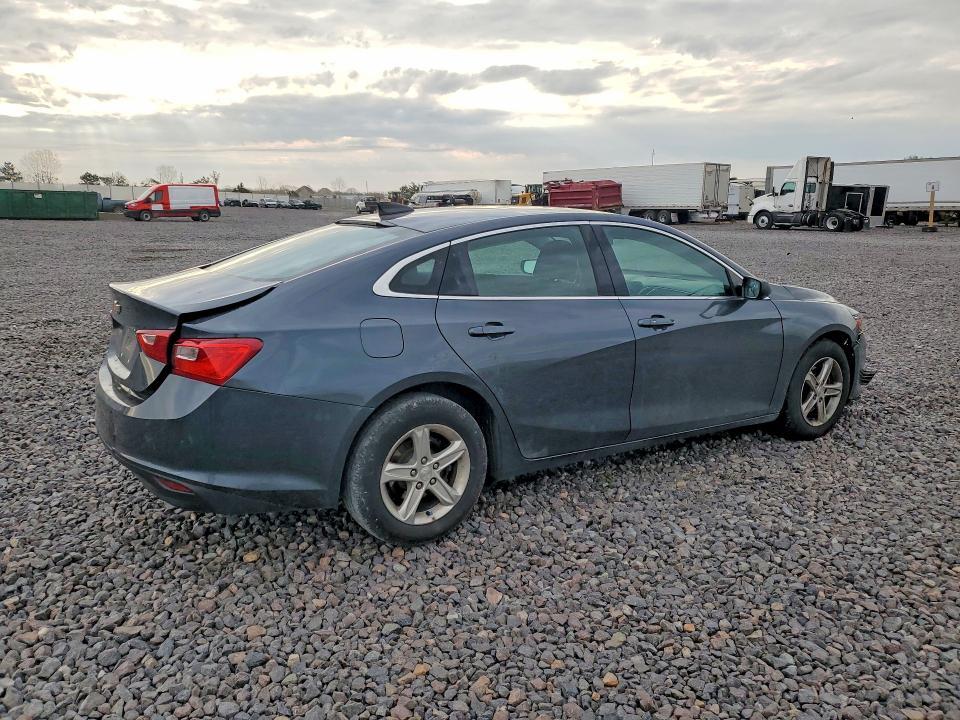 2020 CHEVROLET MALIBU LS — Фото 3 из 12