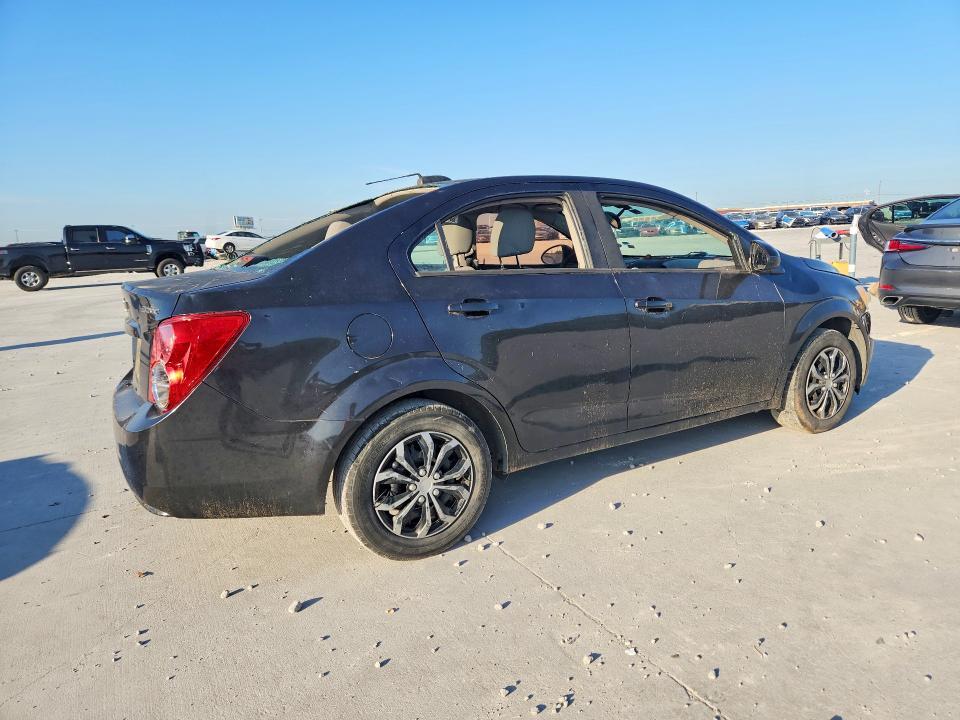 2015 CHEVROLET SONIC — Фото 3 из 12