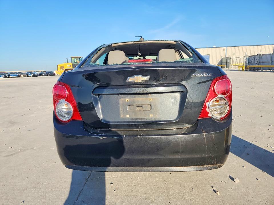 2015 CHEVROLET SONIC — Фото 6 из 12