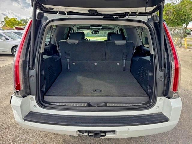 2015 CHEVROLET SUBURBAN C1500 LT — Фото 6 из 15