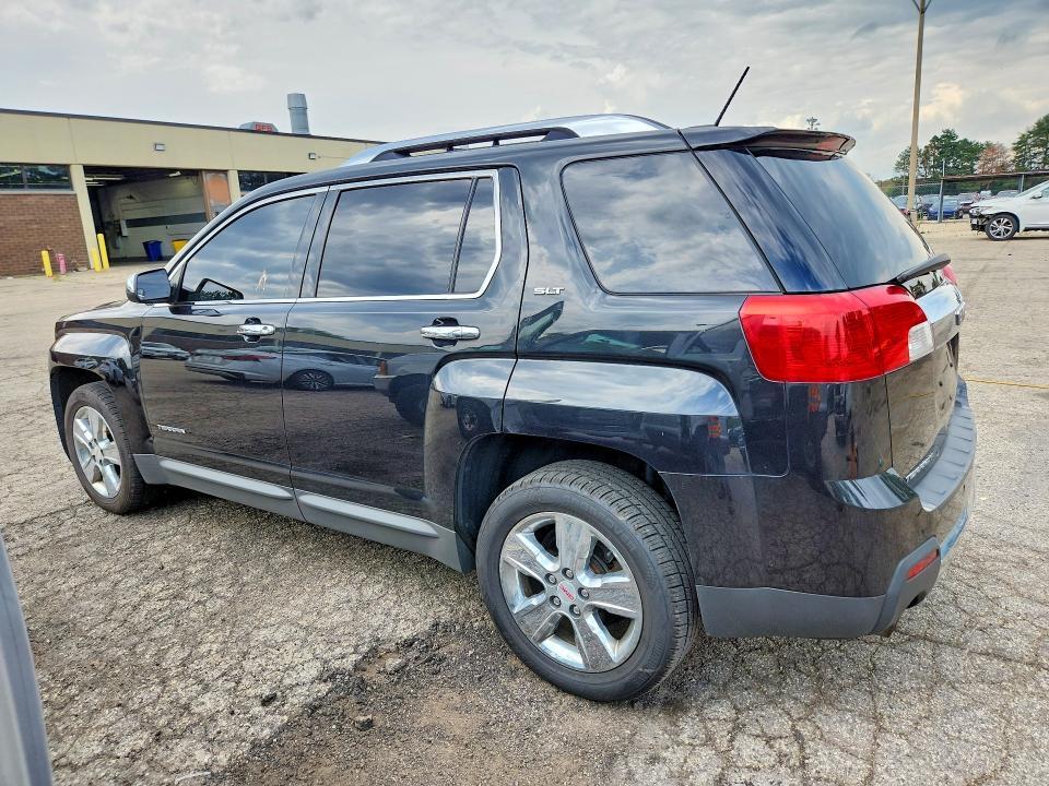 2015 GMC TERRAIN SLT — Фото 2 из 13