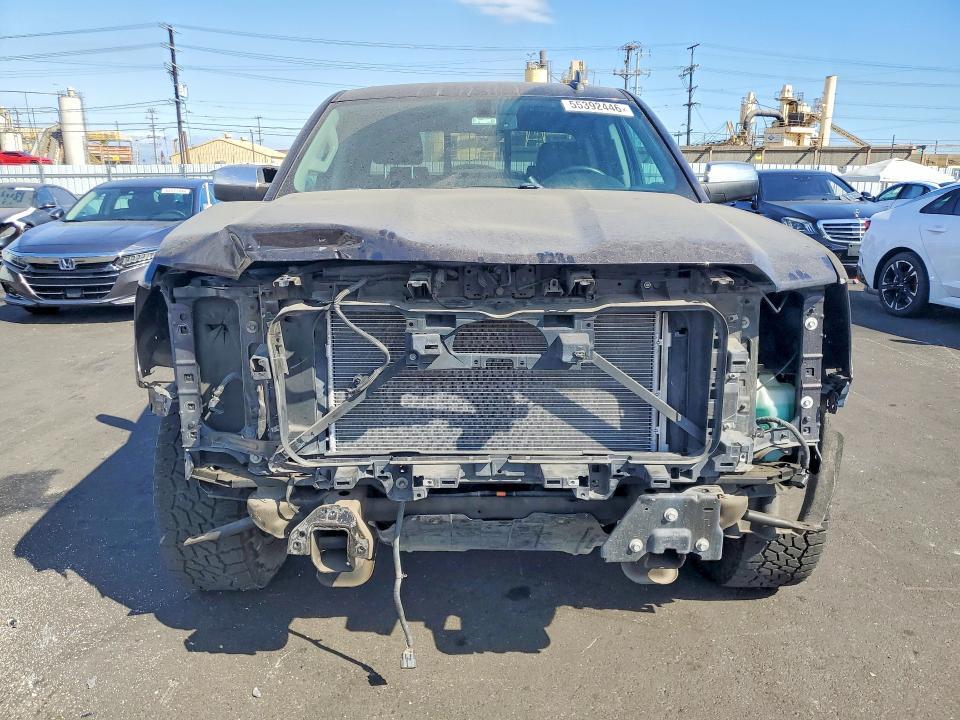 2015 GMC SIERRA C1500 SLT — Фото 5 из 13