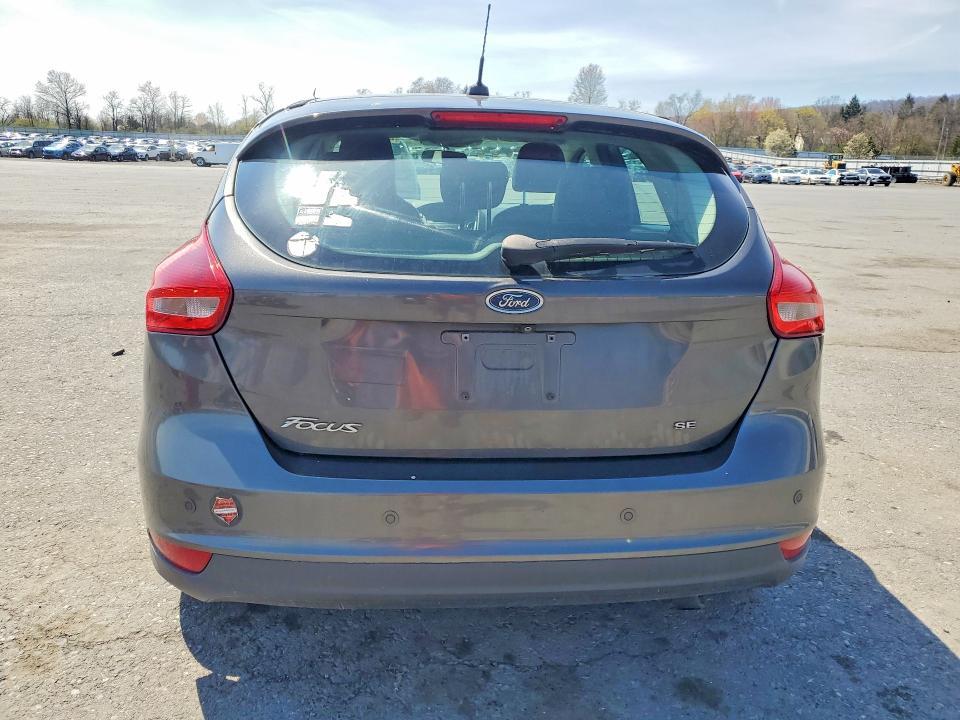 1FADP3K25FL273686 2015 FORD FOCUS photo no. 6