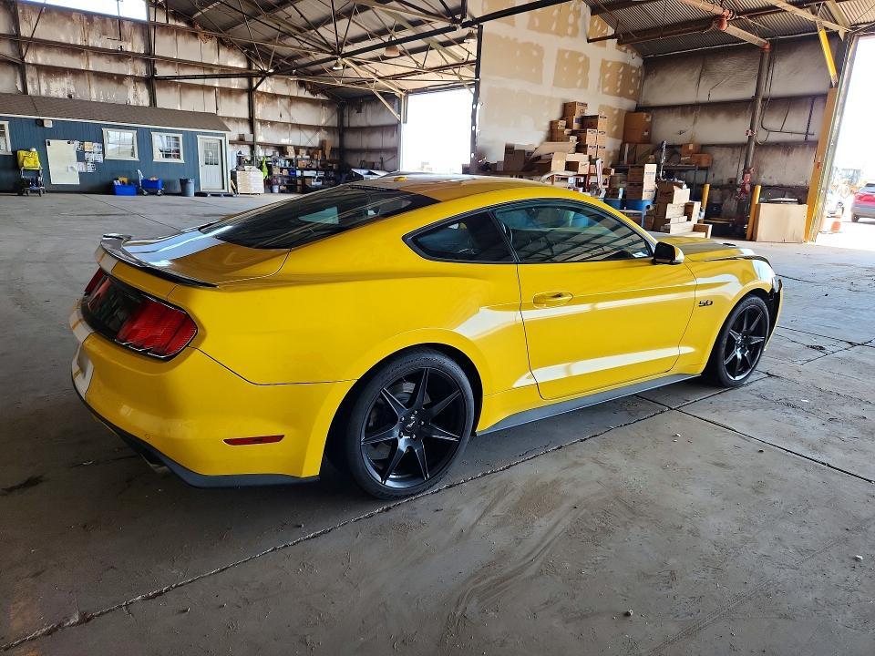 1FA6P8CF7F5404743 2015 FORD MUSTANG photo no. 3