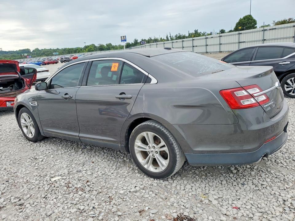 1FAHP2E82FG181777 2015 FORD TAURUS photo no. 2