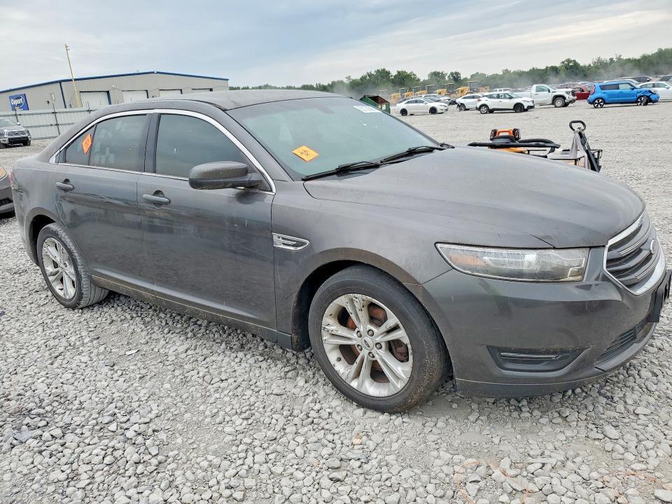 1FAHP2E82FG181777 2015 FORD TAURUS photo no. 4