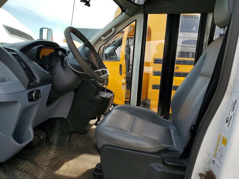2015 FORD TRANSIT T-250 — Фото 7 из 13