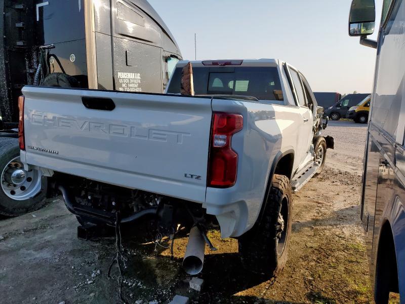2020 CHEVROLET SILVERADO K2500 HEAVY DUTY LTZ — Фото 3 из 12