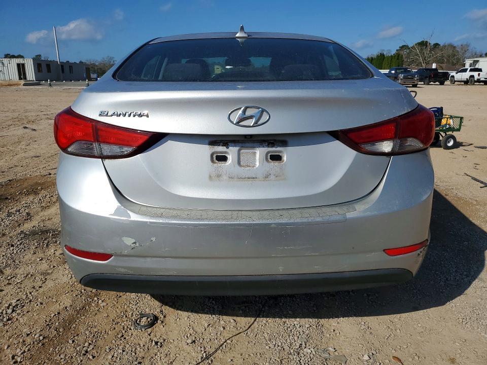 2015 HYUNDAI ELANTRA SE — Фото 6 из 12