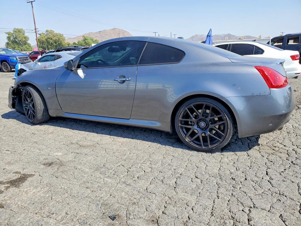 2015 INFINITI Q60 COUPE JOURNEY — Фото 2 из 12