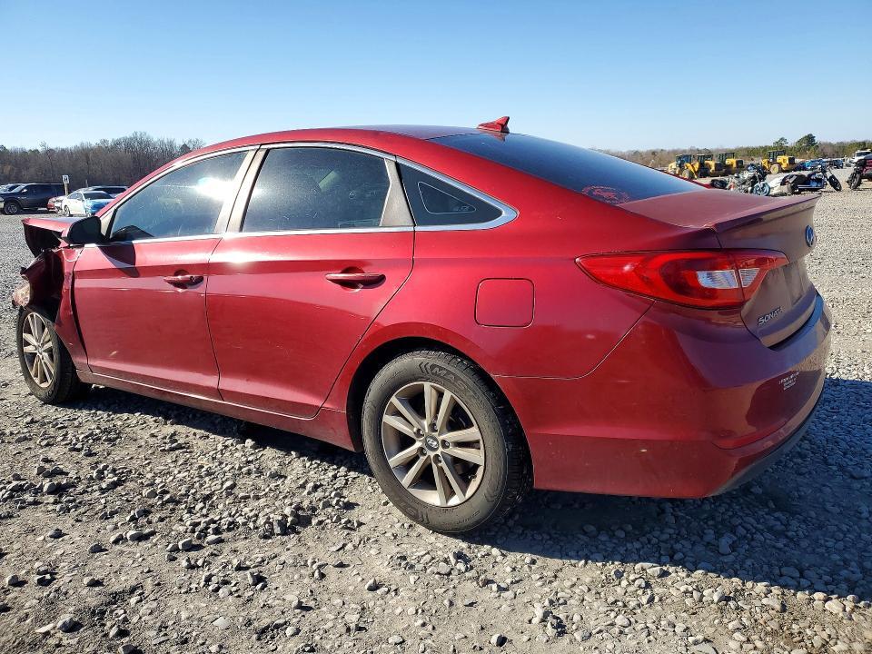 5NPE24AFXFH177614 2015 HYUNDAI SONATA photo no. 2
