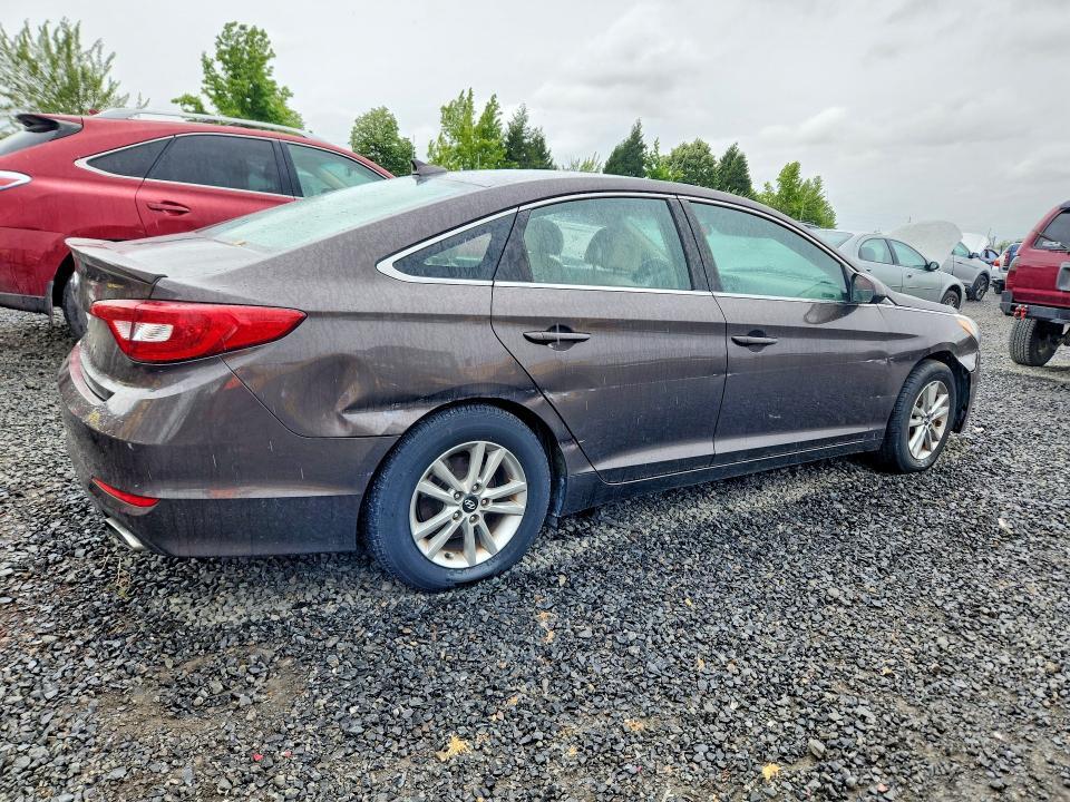 5NPE24AF8FH164795 2015 HYUNDAI SONATA photo no. 3