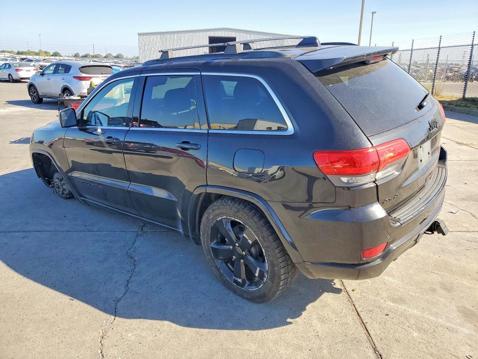2015 JEEP GRAND CHEROKEE LAREDO — Фото 2 из 13