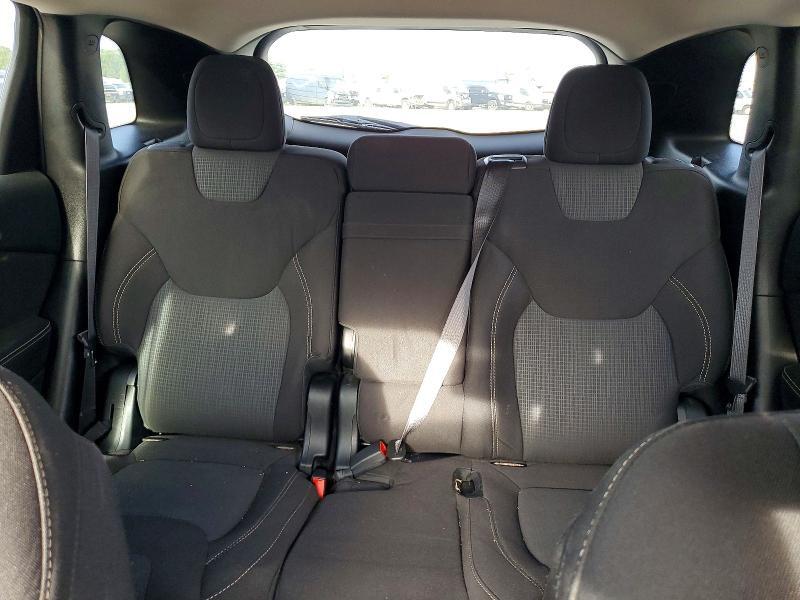2015 JEEP CHEROKEE LATITUDE — Фото 10 из 14