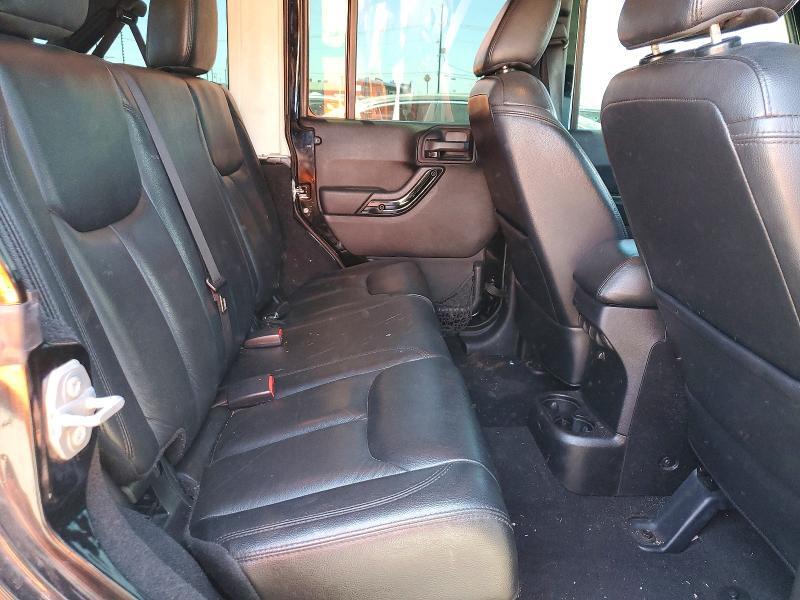 2015 JEEP WRANGLER UNLIMITED SAHARA — Фото 11 из 13