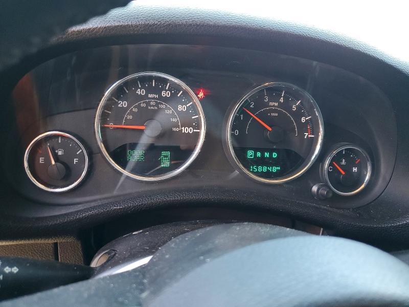 2015 JEEP WRANGLER UNLIMITED SAHARA — Фото 9 из 13