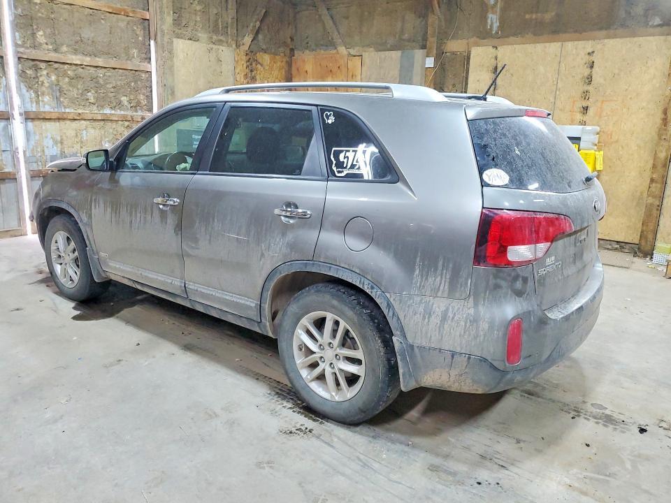 2015 KIA SORENTO LX — Фото 2 из 14