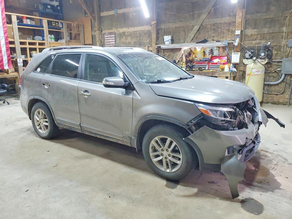 2015 KIA SORENTO LX — Фото 4 из 14