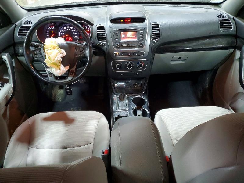 2015 KIA SORENTO LX — Фото 8 из 14