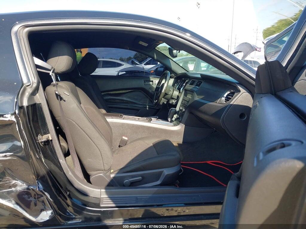 1ZVBP8AM4E5226375 2014 FORD MUSTANG photo no. 5