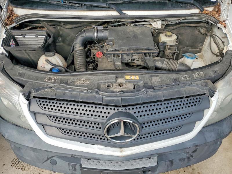 2015 MERCEDES BENZ SPRINTER 3500 DELIVERY VAN — Фото 12 из 13