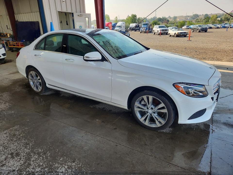 2015 MERCEDES-BENZ C 300 4MATIC — Фото 4 из 12