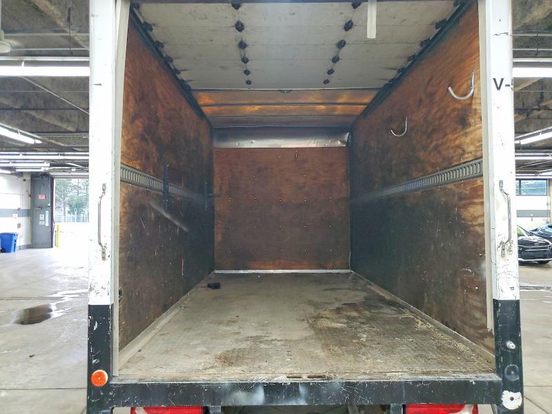 2015 MERCEDES BENZ SPRINTER BOX TRUCK — Фото 10 из 13