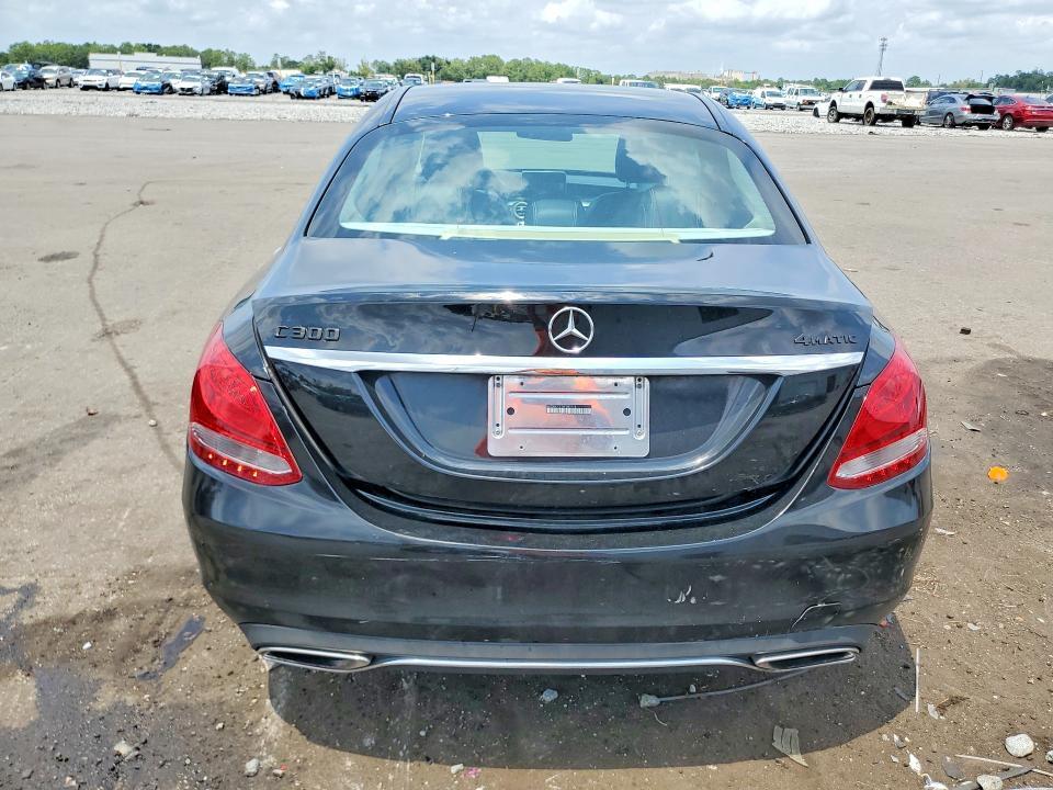 2015 MERCEDES-BENZ C 300 — Фото 6 из 12