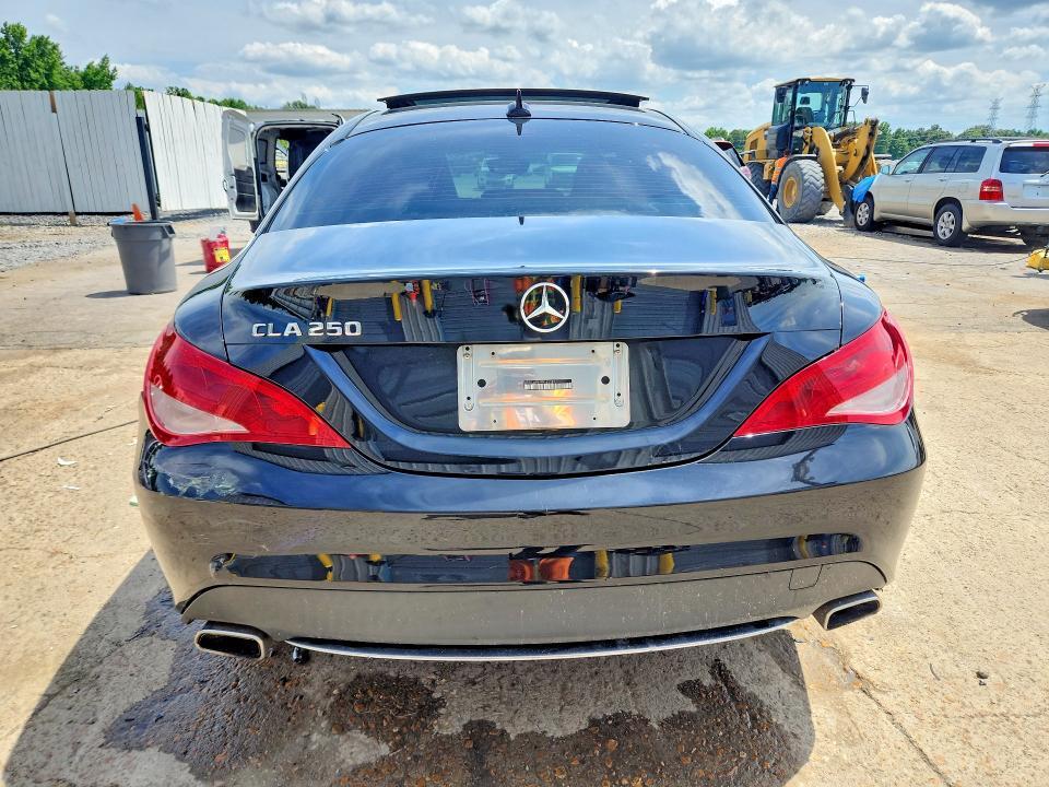2015 MERCEDES-BENZ CLA 250 — Фото 6 из 12