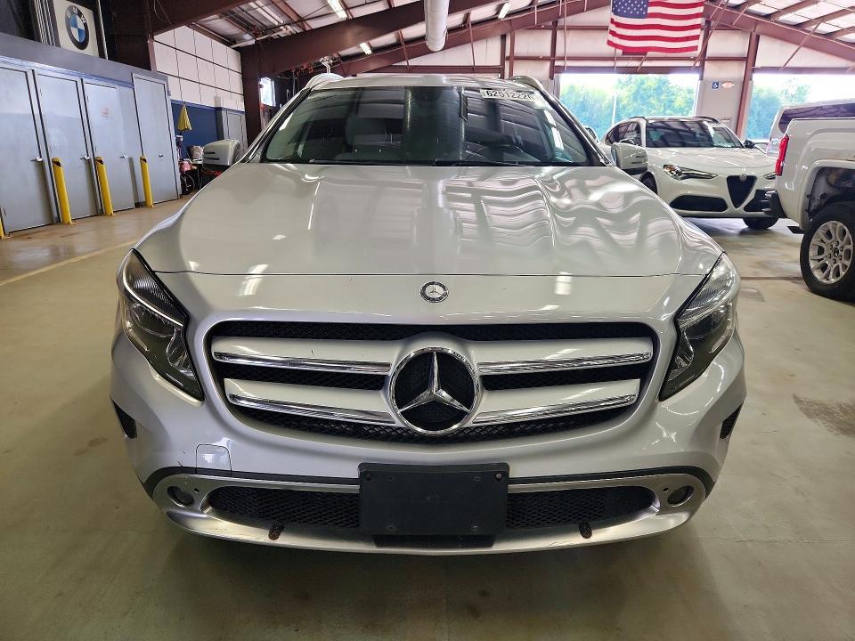 2015 MERCEDES-BENZ GLA 250 4MATIC — Фото 5 из 13
