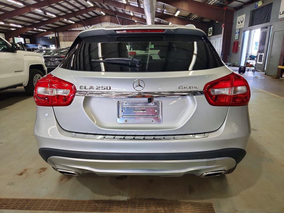 2015 MERCEDES-BENZ GLA 250 4MATIC — Фото 6 из 13