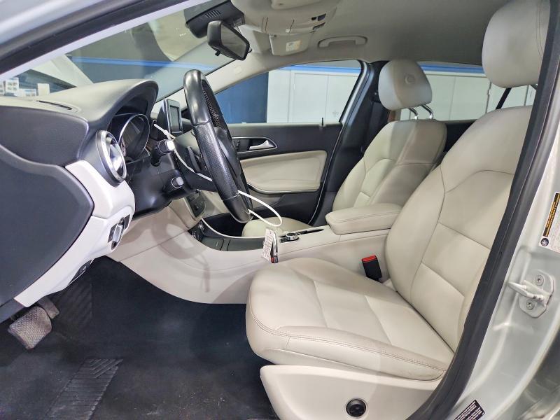 2015 MERCEDES-BENZ GLA 250 4MATIC — Фото 7 из 13