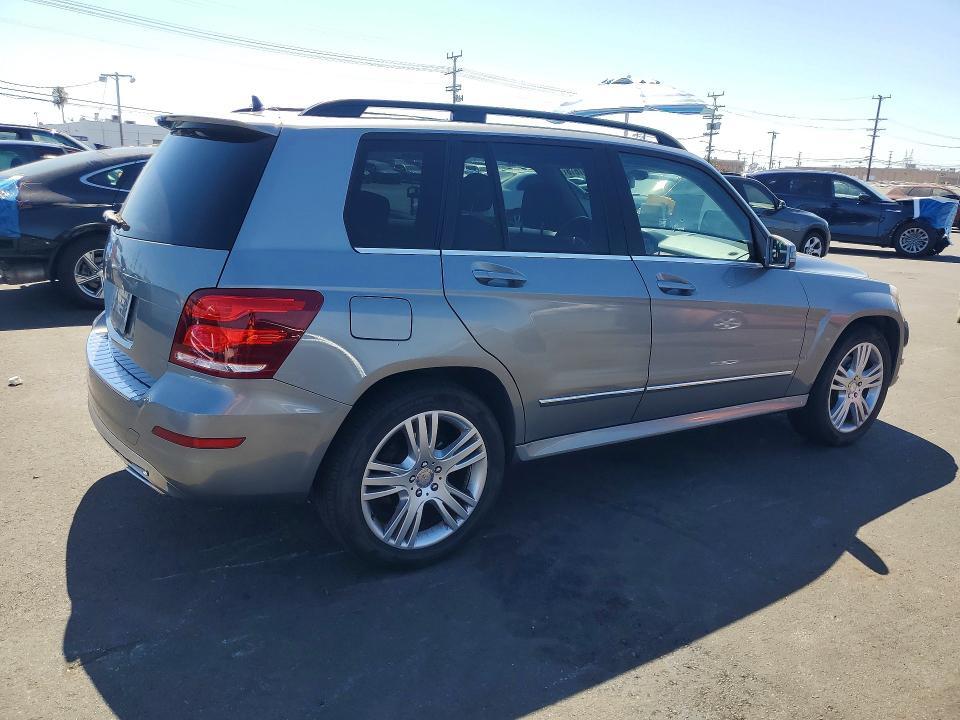 2015 MERCEDES-BENZ GLK 350 — Фото 3 из 13
