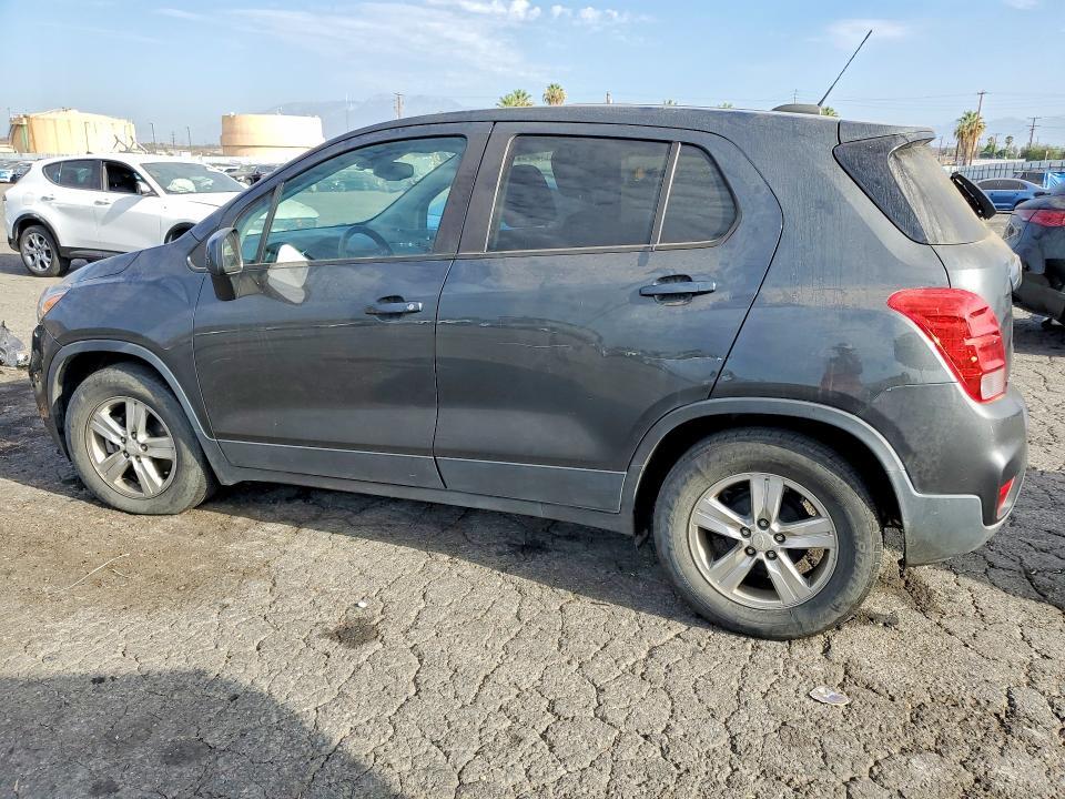 2020 CHEVROLET TRAX LS — Фото 2 из 13