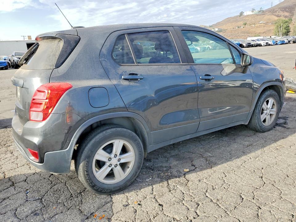 2020 CHEVROLET TRAX LS — Фото 3 из 13