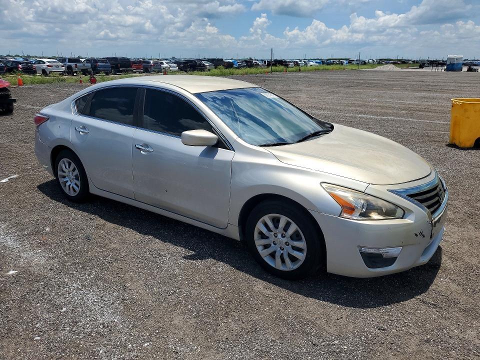 2015 NISSAN ALTIMA 2.5 — Фото 4 из 13