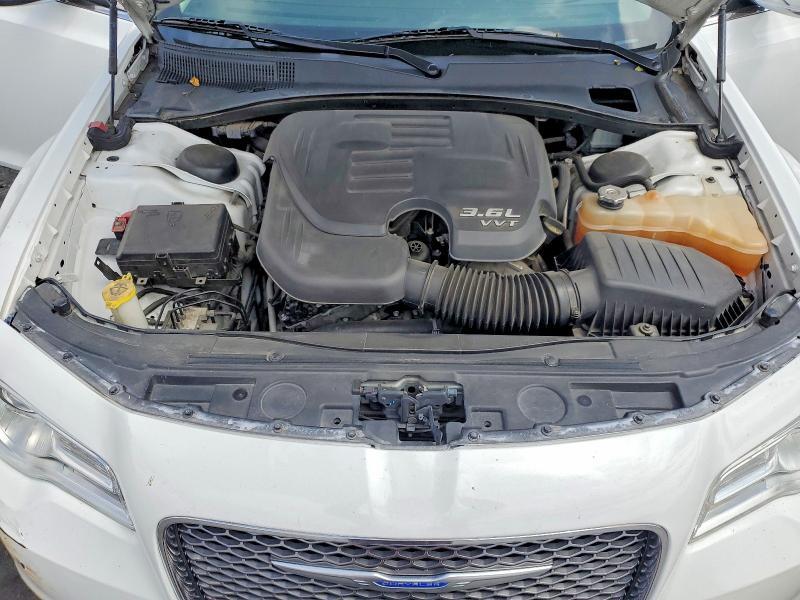 2C3CCAEG5LH141862 2020 CHRYSLER 300 photo no. 11