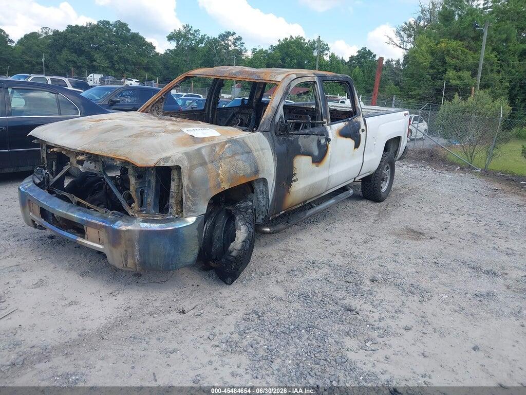 1GC1KUEG2FF140598 2015 CHEVROLET SILVERADO 2500HD photo no. 2