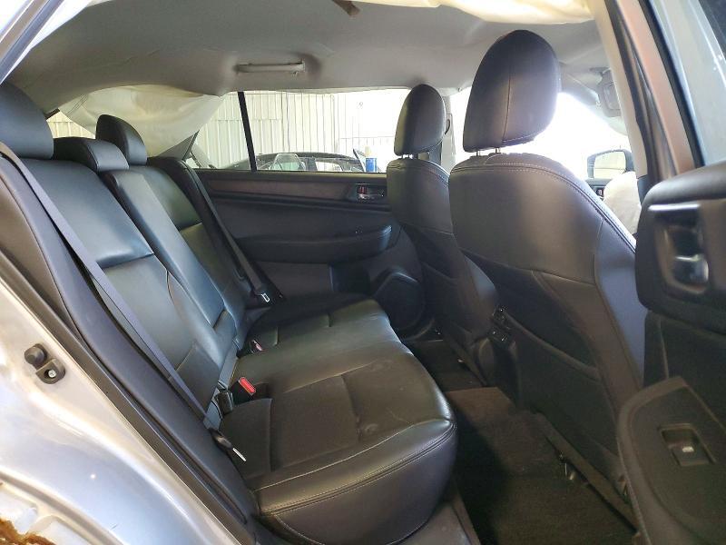 2015 SUBARU OUTBACK 3.6R LIMITED — Фото 11 из 13