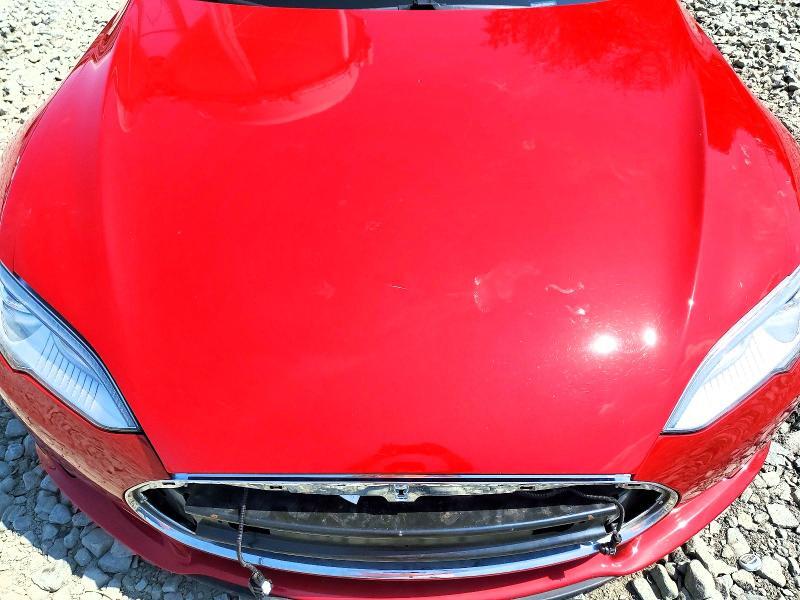 2015 TESLA MODEL S 85D — Фото 11 из 12