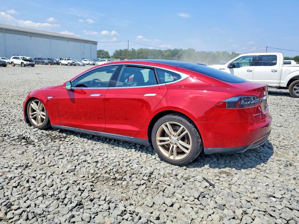 2015 TESLA MODEL S 85D — Фото 2 из 12
