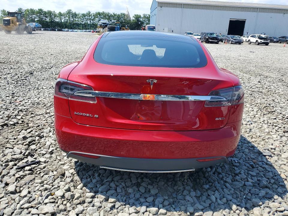 2015 TESLA MODEL S 85D — Фото 6 из 12