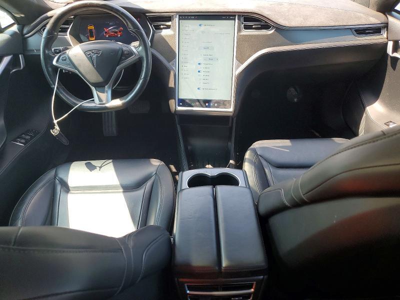 2015 TESLA MODEL S 85D — Фото 8 из 12