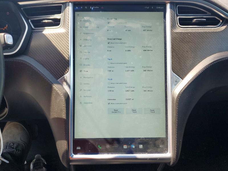 2015 TESLA MODEL S 85D — Фото 9 из 12