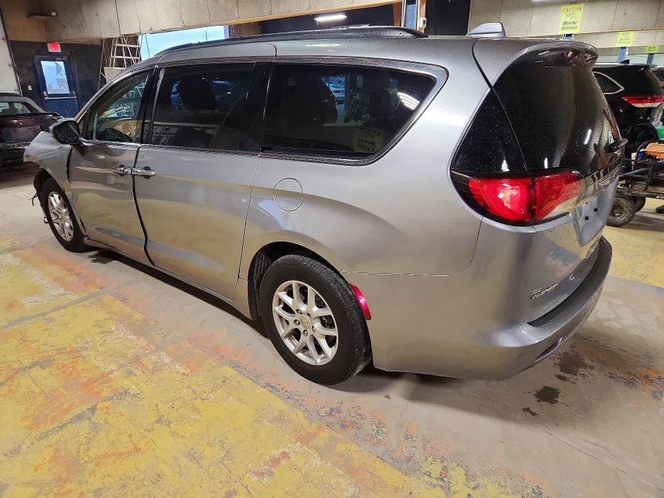 2020 CHRYSLER VOYAGER LXI — Фото 2 из 13
