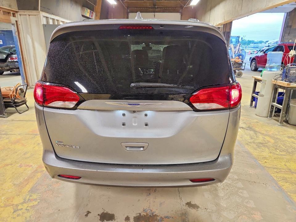 2020 CHRYSLER VOYAGER LXI — Фото 6 из 13
